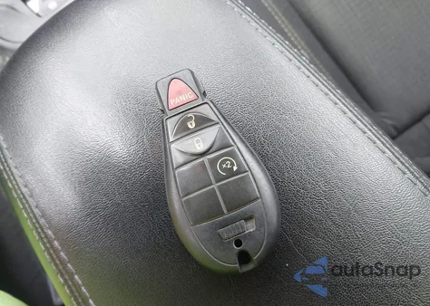 2016 Jeep Cherokee Latitude из США, поврежденный, VIN 1C4PJMCB4GW374991